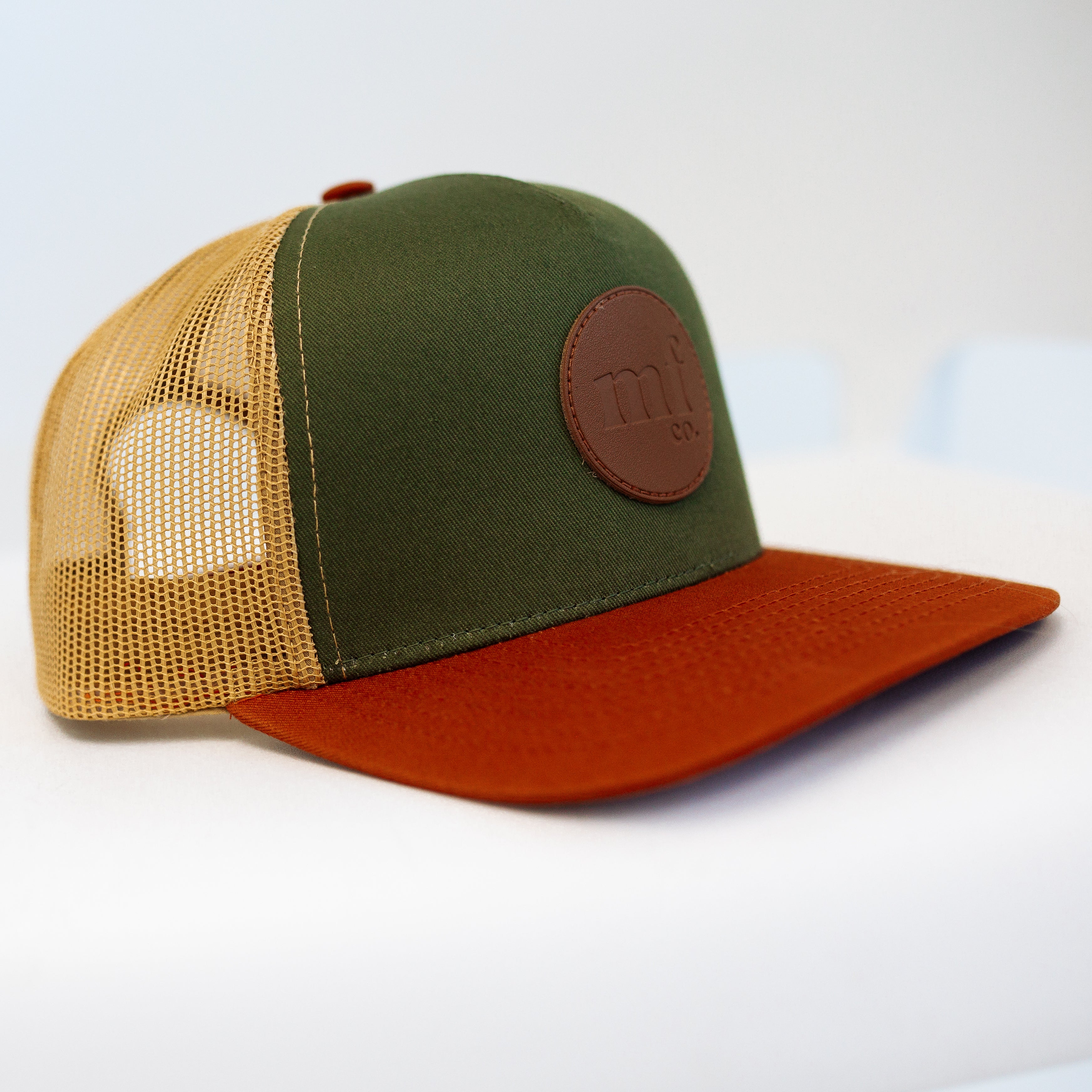 TRUCKER HAT COLORBLOCK | VINTAGE CAMP