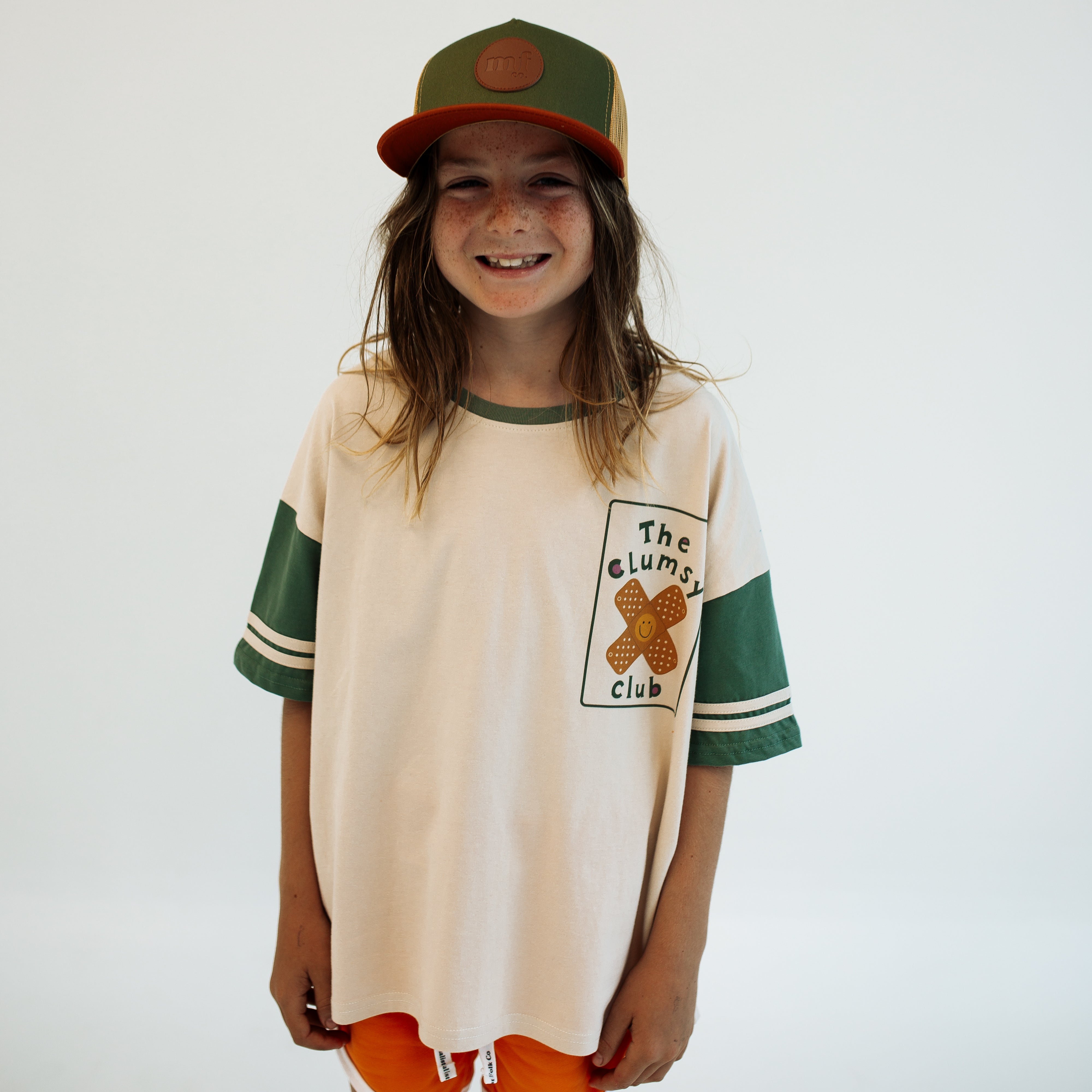 THE CLUMSY CLUB | GREEN | OVERSIZED KIDS TEE