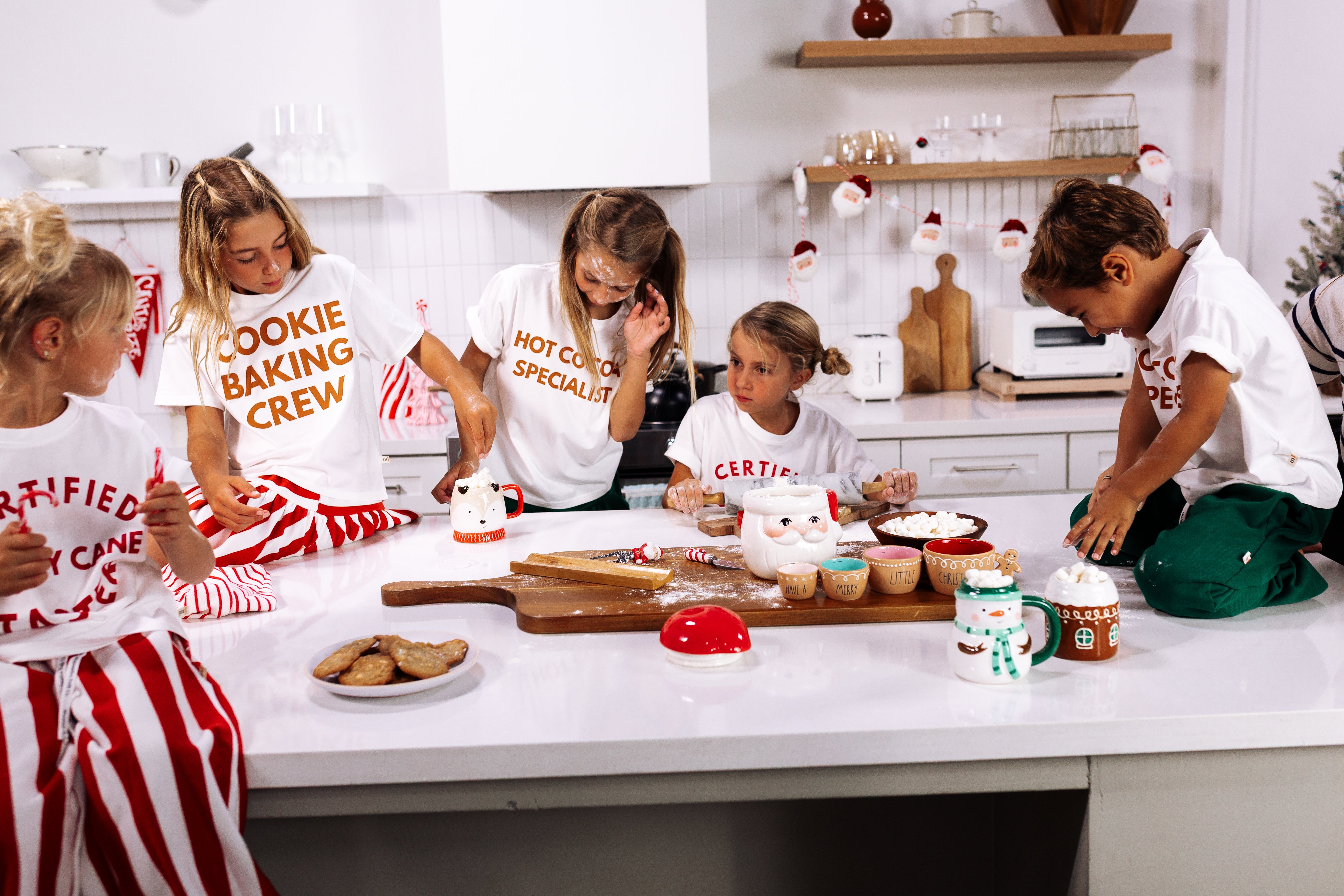 COOKIE BAKING CREW | Kids Tee