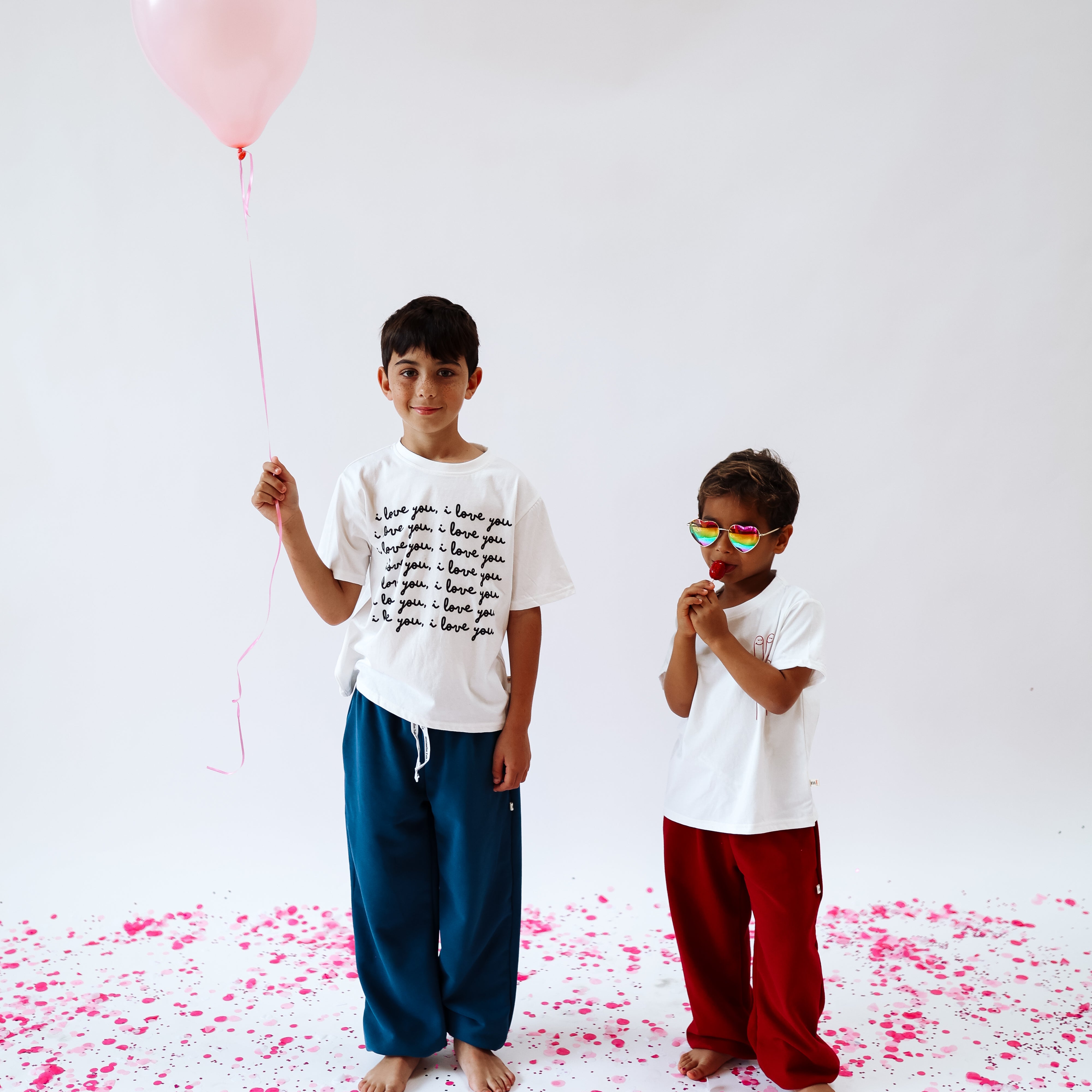 I LOVE YOU, I LOVE YOU in Black | Kids Tee