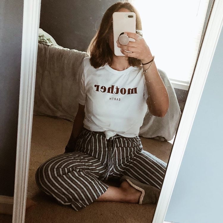 MOTHER EARTH | Women's boyfriend fit TEE