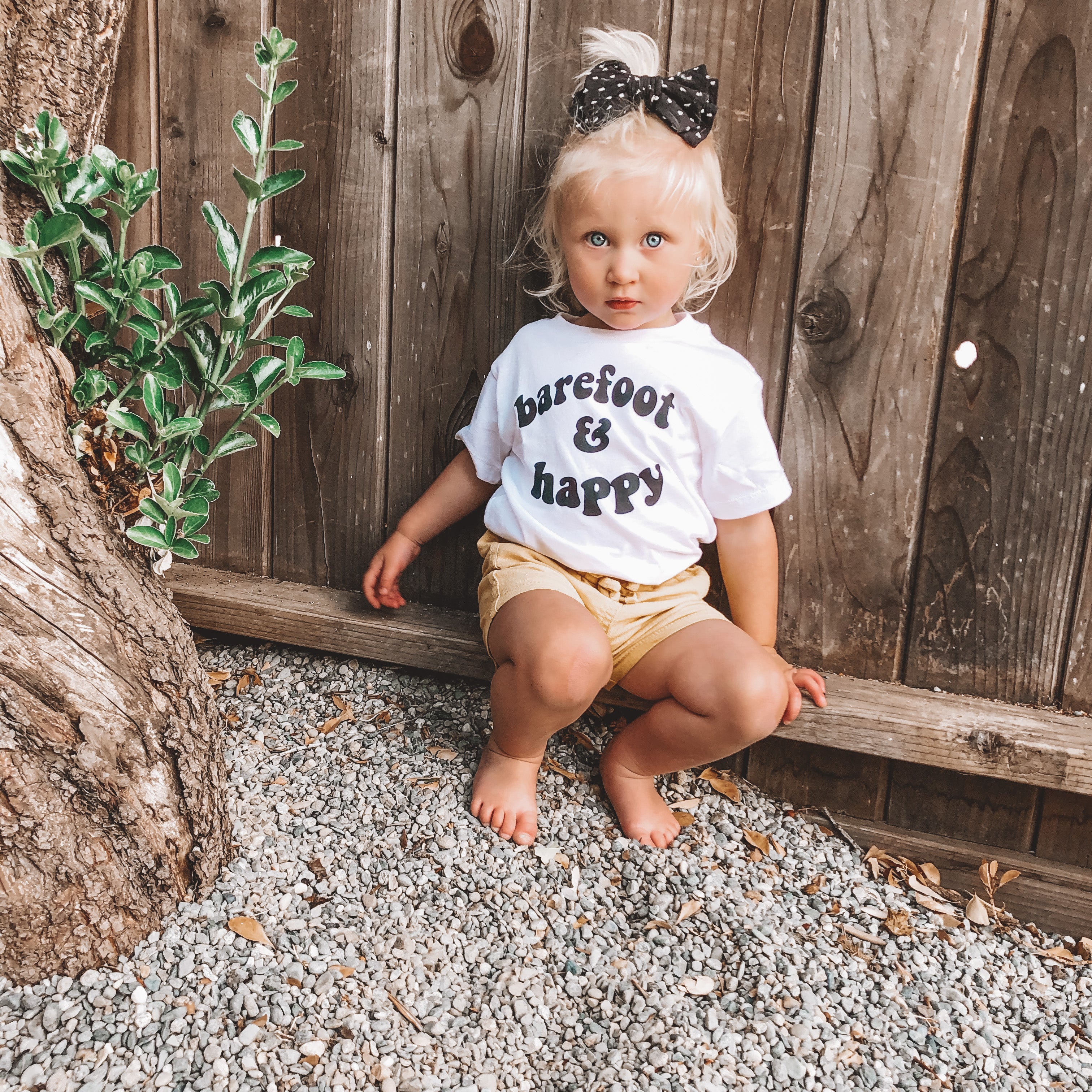 BAREFOOT & HAPPY | Kids Tee
